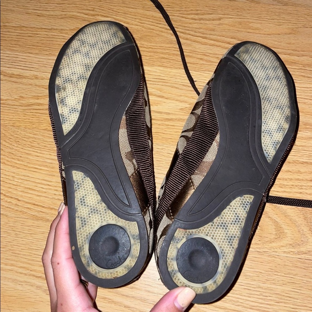 Coach shoes - Picture 2 of 5